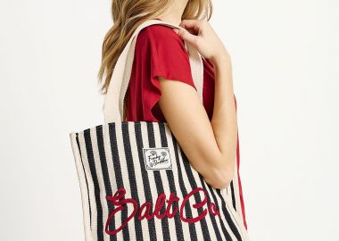 Ριγέ tote τσάντα Salt Co. - FUNKY BUDDHA - 