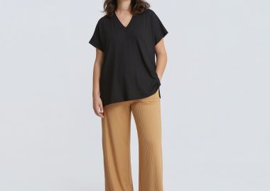 Ριμπ μπλούζα με V λαιμόκοψη - MAT FASHION - 