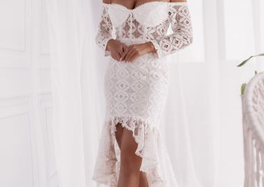 romantic high low φόρεμα δαντέλα Christy λευκό - PerfectDress.gr - 