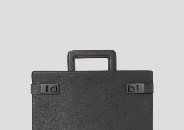 SALVATORE FERRAGAMO Ανδρικό Μαύρο Briefcase with Gancini Buckles - SALVATORE FERRAGAMO - 