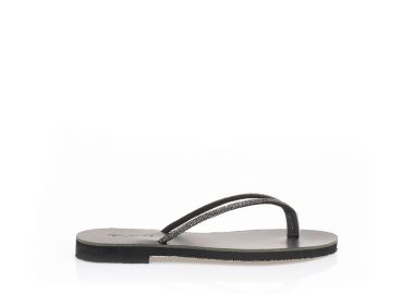 Σανδάλια χειροποίητα ανθρακί δερματίνη με διχάλα από στρας ΓΚΡΙ - Tsoukalas - 