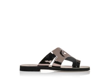 Σανδάλια χειροποίητα ανθρακί δερματίνη με φαρδιά φάσα και λουράκι ΑΤΣΑΛΙ - Tsoukalas - 