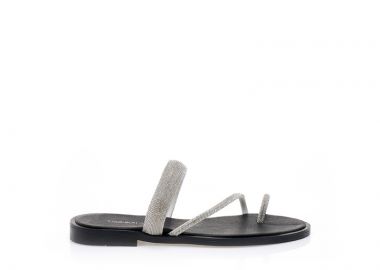 Σανδάλια χειροποίητα ασημί δερματίνη με σχέδιο δαχτυλίδι και λοξό λουράκι από στρας ΑΣΗΜΙ - Tsoukalas - 