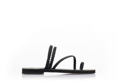 Σανδάλια χειροποίητα μαύρα δερματίνη με λουράκια πλεξούδας και σχέδιο δαχτυλίδι ΜΑΥΡΟ - Tsoukalas - 