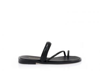 Σανδάλια χειροποίητα μαύρα δερματίνη με σχέδιο δαχτυλίδι και λοξό λουράκι από στρας ΜΑΥΡΟ - Tsoukalas - 