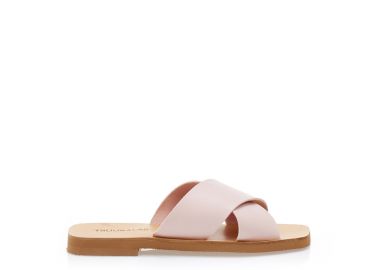 Σανδάλια χειροποίητα ροζ δερματίνη με σχέδιο χιαστί στη φάσα NUDE - Tsoukalas - 