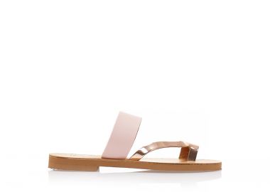 Σανδάλια χειροποίητα ροζ και μπρονζέ δερματίνη με φάσα και λοξό λουράκι NUDE - Tsoukalas - 