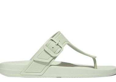 Σανδάλια Fitflop Iqushion Adj Toe Post GB3-B10-SAGEBRUSH Γυναικείο - Fitflop - 