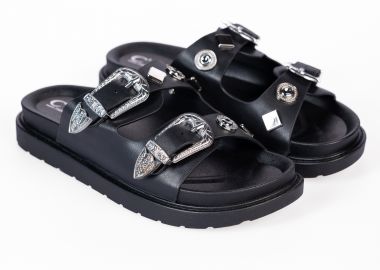 Σανδάλια flatform με αγκράφες και μεταλλικά στοχεία - Μαύρο - Issue - 