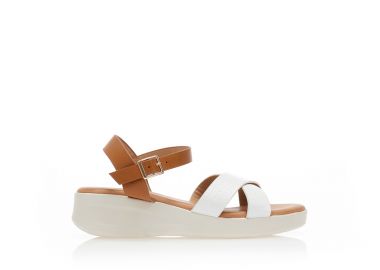 Σανδάλια λευκά δερματίνη με χιαστί φάσα και λουράκι στον αστράγαλο ΛΕΥΚΟ - Tsoukalas - 