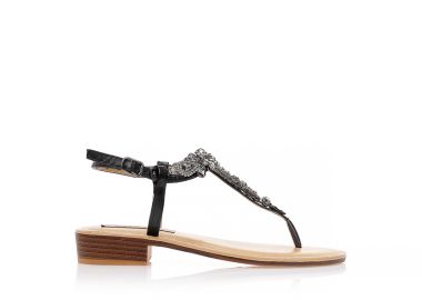 Σανδάλια μαύρα δερματίνη με διακοσμητικές πέτρες και στρας με λουράκι στον αστράγαλο ΜΑΥΡΟ - Tsoukalas - 