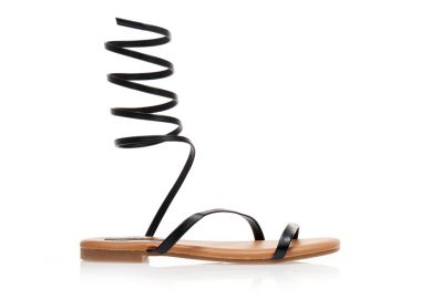 Σανδάλια μαύρα δερματίνη με περιστρεφόμενο λουράκι ΜΑΥΡΟ - Tsoukalas - 