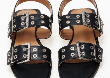 Σανδάλια με ρυθμιζόμενες φάσες και τρουκς - Μαύρο - Issue - 