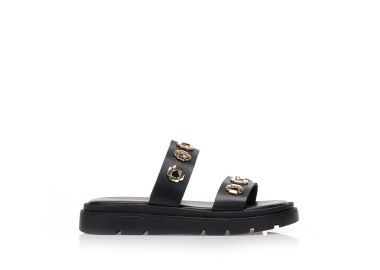 Σανδάλια TSOUKALAS flatforms με χρυσές λεπτομέρειες ΜΑΥΡΟ - Tsoukalas - 