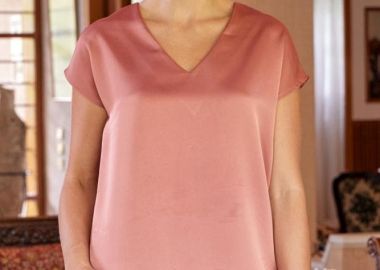 ΣΑΠΙΟ ΜΗΛΟ ΣΑΤΕΝ ΖΑΠΟΝΕ ΜΠΛΟΥΖΑ - Anna Raxevsky - 