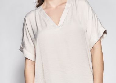 Σατινέ Κοντομάνικη Μπλούζα με V -  - 