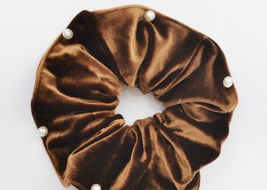 Scrunchie βελούδινο με πέρλες - MAT FASHION - 