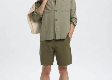 Selected ανδρική βερμούδα μονόχρωμη με λινό Regular Fit - 16092367 Λαδί - SELECTED - 