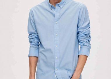 Selected ανδρικό βαμβακερό πουκάμισο με button-down γιακά και logo patch στην πατιλέτα - 16088356 - SELECTED - 