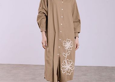 Σεμιζιέ φόρεμα με ανάγλυφα λουλούδια SQ7948.8956+3 - Celestino - 