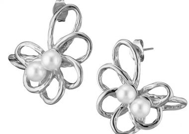 Σκουλαρίκια Από Ατσάλι Λουλούδια Με Μαργαριτάρια AS45190 - AMOR AMOR - 