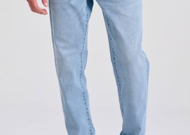 Slim tapered fit τζιν παντελόνι με ελαφρύ ξεθώριασμα - FUNKY BUDDHA - 