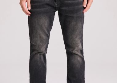 Slim tapered fit τζιν παντελόνι με whisker details - FUNKY BUDDHA - 