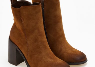 Suede μποτάκια με χοντρό τακούνι - Κάμελ - Issue - 