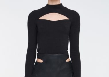 Sweater With Cut-outs in Black - Cutcuutur - 