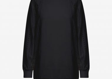 Sweatshirt with Reglan Sleeves in Black - Cutcuutur - 