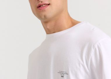 T-shirt με branded τύπωμα - The essentials - FUNKY BUDDHA - 