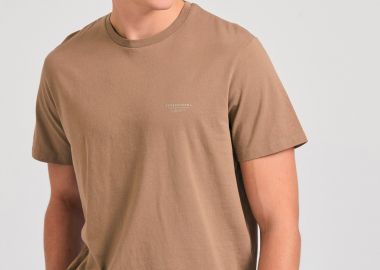 T-shirt με στρογγυλή λαιμόκοψη - The essentials - FUNKY BUDDHA - 