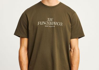 T-shirt με text logo τύπωμα στο στήθος - FUNKY BUDDHA - 