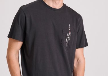 T-shirt με τύπωμα και τσέπη στο στήθος - FUNKY BUDDHA - 