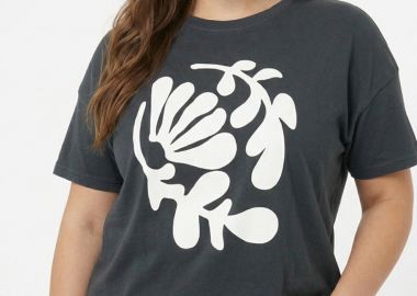 T-shirt με τύπωμα κοράλλια σε μαύρο χρώμα plus size -  - 