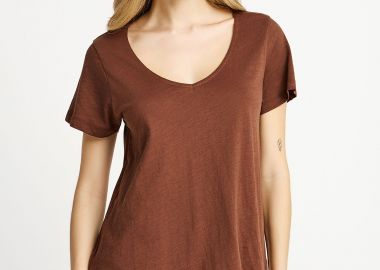 T-shirt με V λαιμόκοψη - The basics collection - FUNKY BUDDHA - 