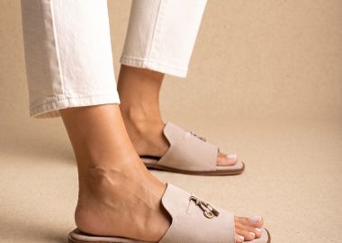 TFP Φλατ σανδάλια με τετράγωνη μύτη - 500 - Beige Suede - TFP - 