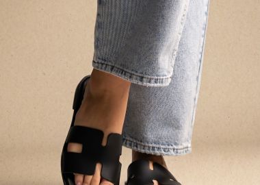 TFP Σανδάλια Wide Cut Out Strap - I30 - Μαύρο Ματ - TFP - 