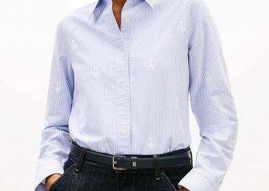 Tommy Hilfiger γυναικείο πουκάμισο με ριγέ σχέδιο και κεντημένο logo crest Relaxed Fit - WW0WW49386 Μπλε Ανοιχτό - TOMMY HILFIGER - 