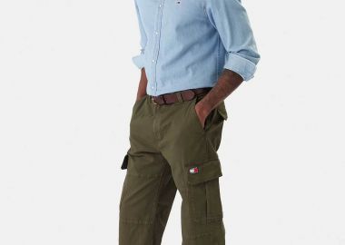 Tommy Jeans ανδρικό cargo παντελόνι μονόχρωμο Slim Fit - DM0DM22651 Λαδί - TOMMY JEANS - 