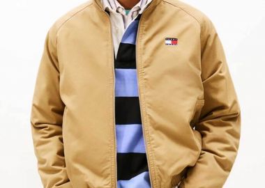 Tommy Jeans ανδρικό μπουφάν με λογότυπο Relaxed Fit - DM0DM22712 Μπεζ - TOMMY JEANS - 