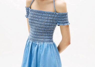 Tommy Jeans γυναικείο mini φόρεμα με σφηκοφωλιά Slim Flared Fit - DW0DW20677 Denim Blue - TOMMY JEANS - 