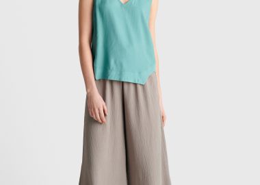 Τοπ αμάνικο με V - 5206179103404 -  - 