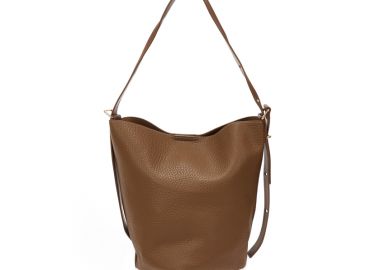 Τσάντα ώμου σκούρο καφέ με ανάγλυφη υφή ΤΑΜΠΑ - Tsoukalas - 