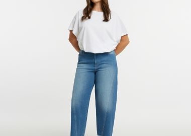 Τζιν σε barrel γραμμή με ξέβαμμα και cut-out τελείωμα - MAT FASHION - 