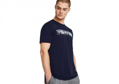 Under Armour Camo Chest Stripe Tshirt M 1376830 410 - Under armour - 
