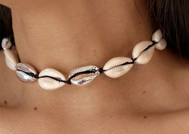 WHITE & SILVER SEA SHELL CHOKER - fashionroom - 