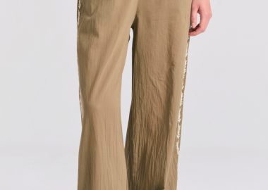 Wide leg παντελόνα με πλαϊνό κέντημα - FUNKY BUDDHA - 