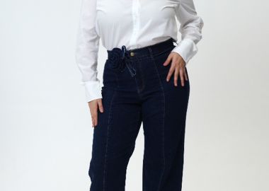 Wide leg τζιν με ζώνη λουλούδι σε dark denim blue χρώμα -  - 