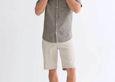 Wrangler® ανδρική βερμούδα chino Regular Fit - 112377834 Μπεζ - WRANGLER - 